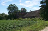 Farmhouse, view - P0001314 cr.jpg 6.5K